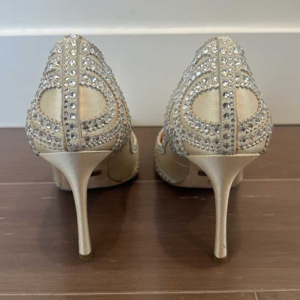 NWT Badgley Mischka crystal wedding bling fancy formal party ivory formal pumps - Picture 4 of 7
